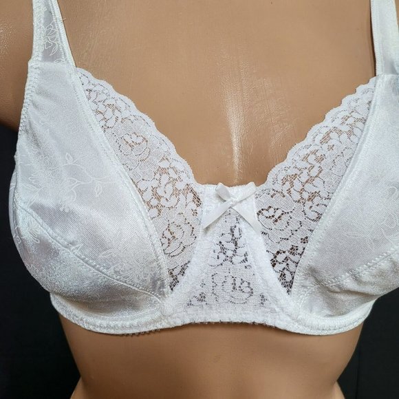 Playtex Secrets 36B Full-Figure UW Lace White Bra -  US4422 - NWT - Picture 2 of 10